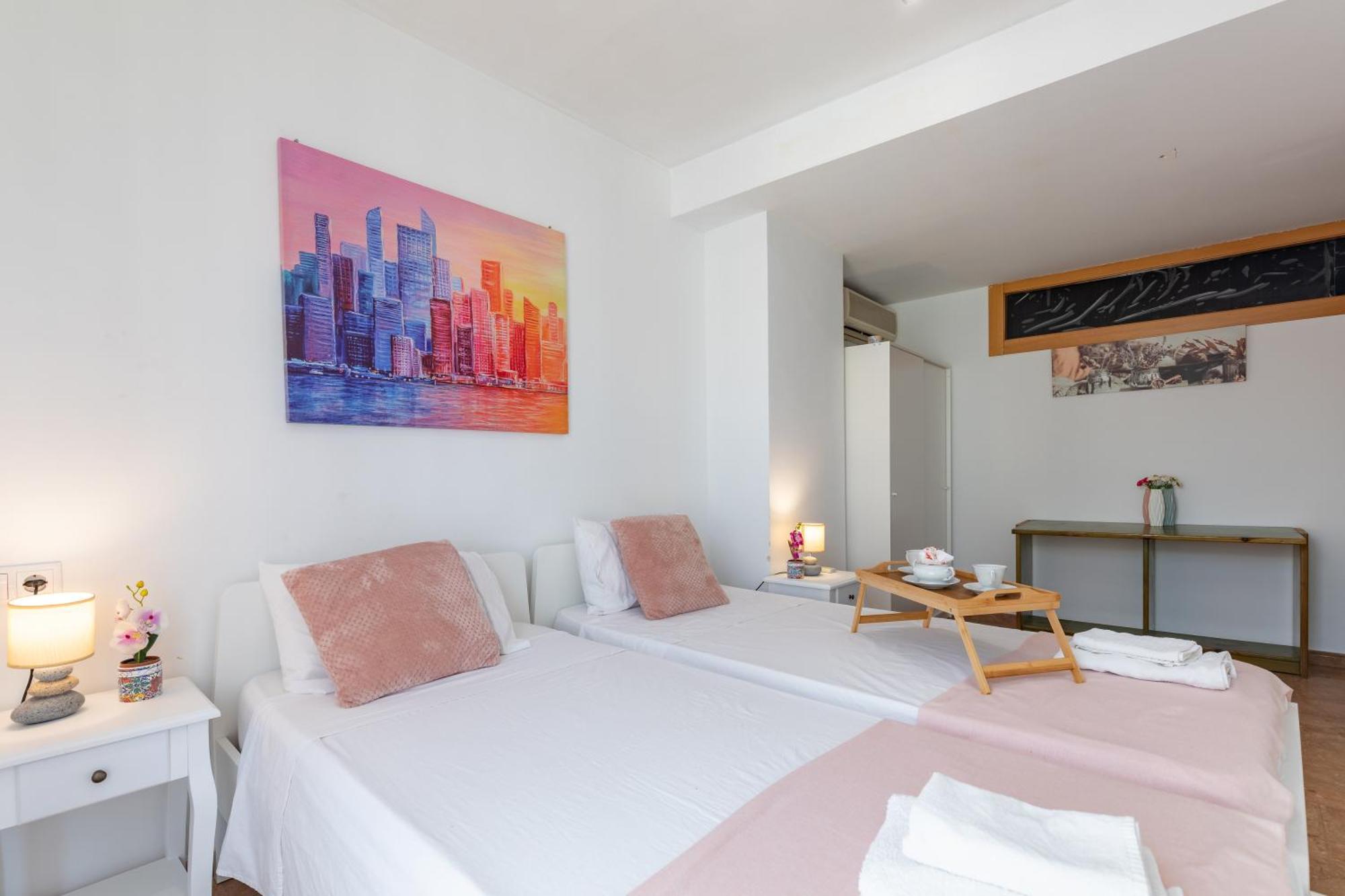 Mediterraneo By Neohotels-centro 8 Min By Metro * Valenza